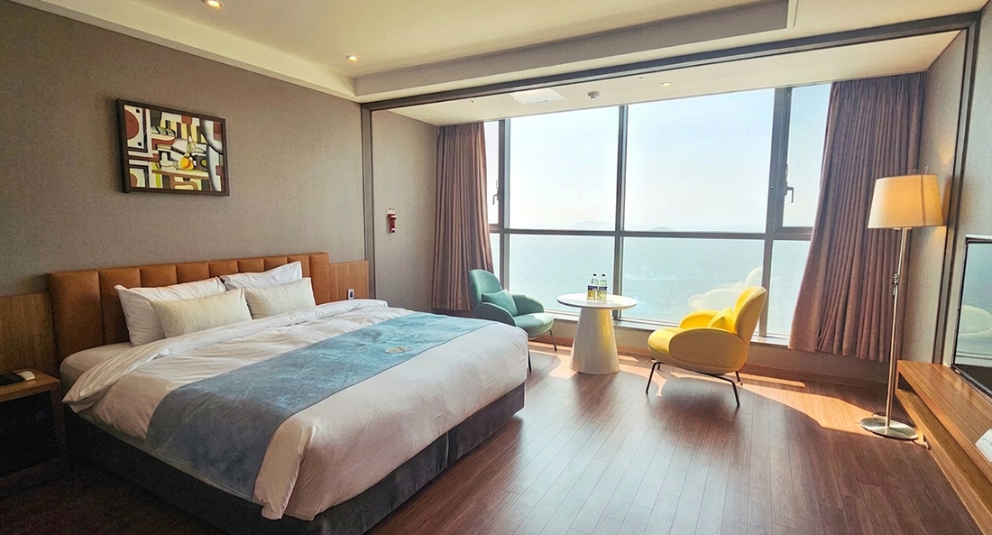 슬라이드 이미지 4