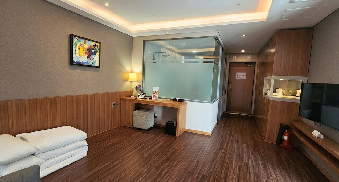 슬라이드 이미지 3