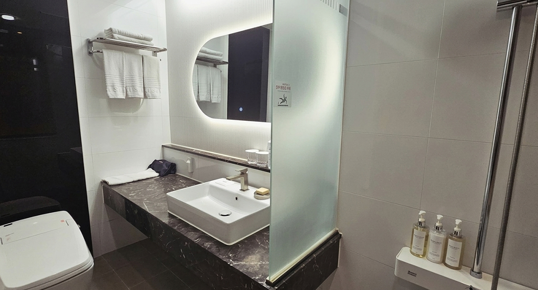 슬라이드 이미지 1