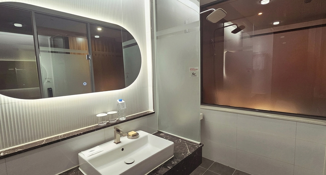 슬라이드 이미지 1